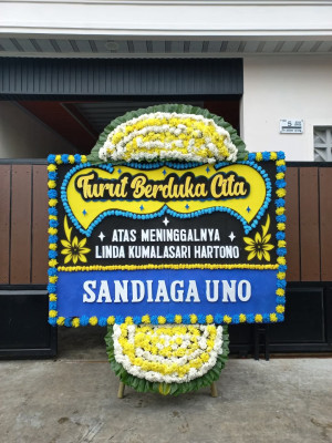 Papan Bunga Duka di Upai